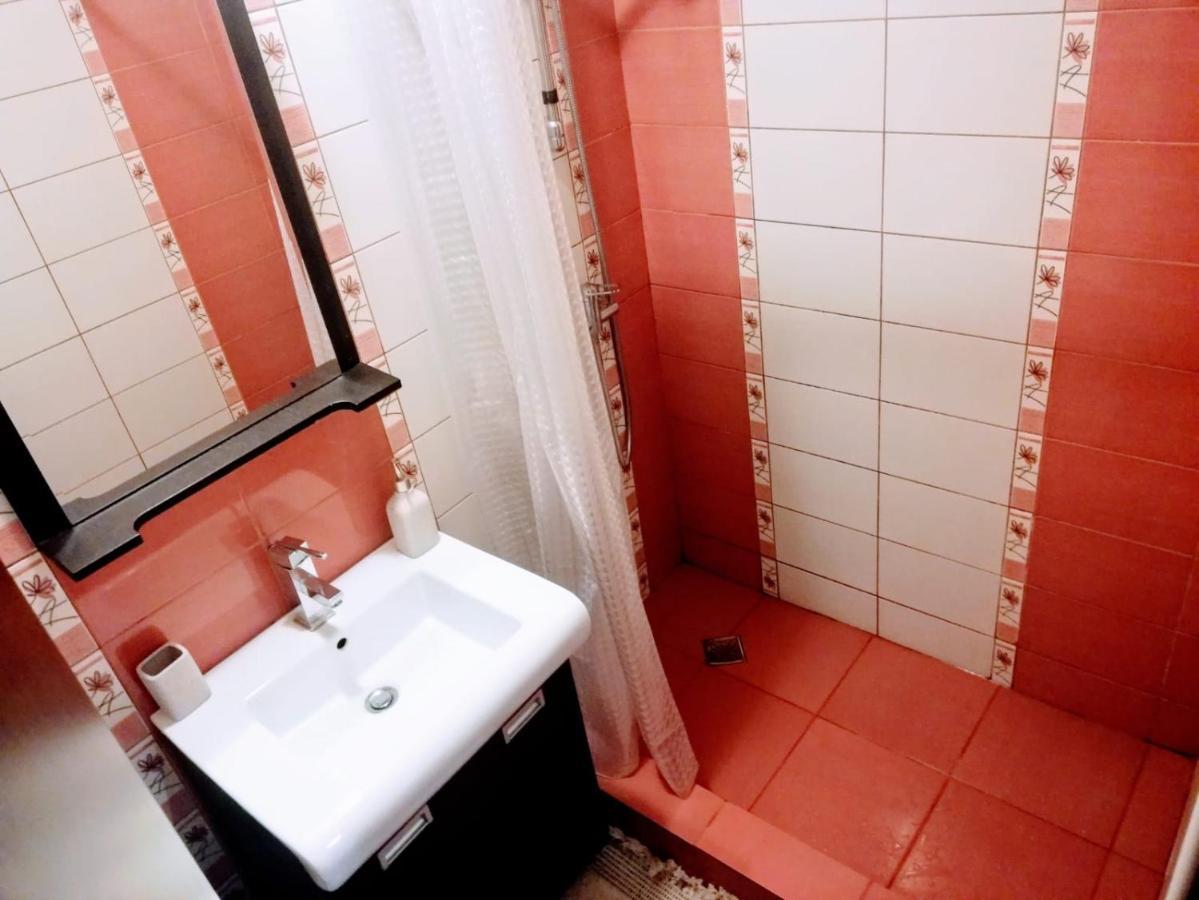 Unirea Cozy Studio Appartement Boekarest Buitenkant foto